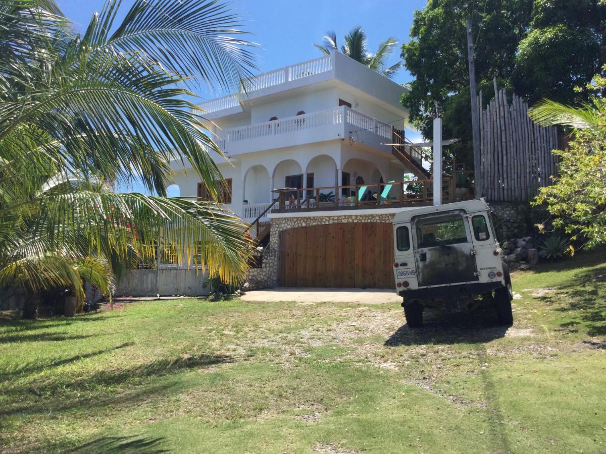 Fantastic Views At Friends Apartment Port Antonio Exterior photo